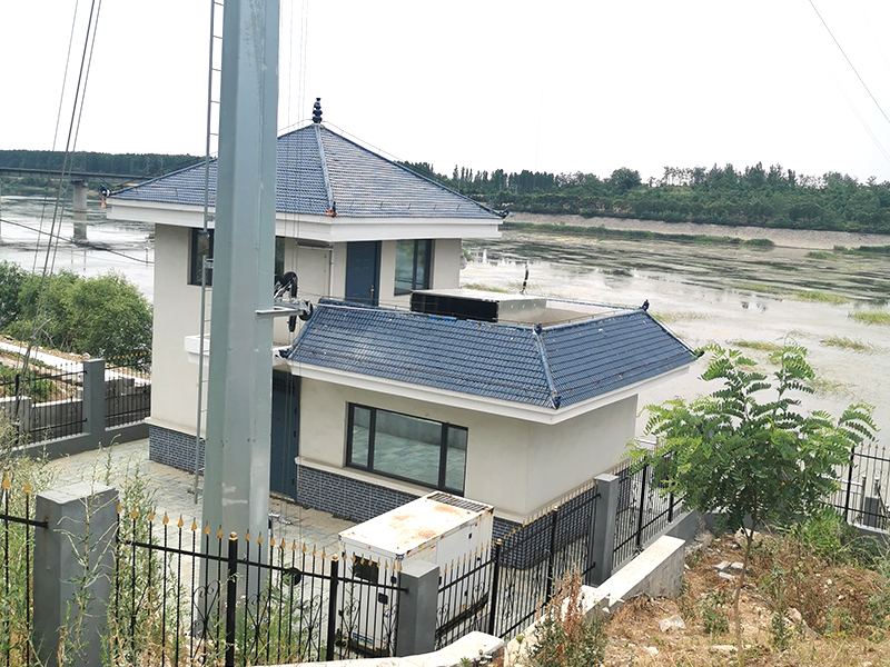 山東省國家基本水文測(cè)站提檔升級(jí)建設(shè)工程項(xiàng)目-項(xiàng)目說明2-重點(diǎn)完善降水、水位、流量監(jiān)測(cè)基礎(chǔ)設(shè)施以及升級(jí)監(jiān)測(cè)裝備，同時(shí)與時(shí)俱進(jìn)升級(jí)省級(jí)水文應(yīng)急測(cè)驗(yàn)隊(duì)裝備